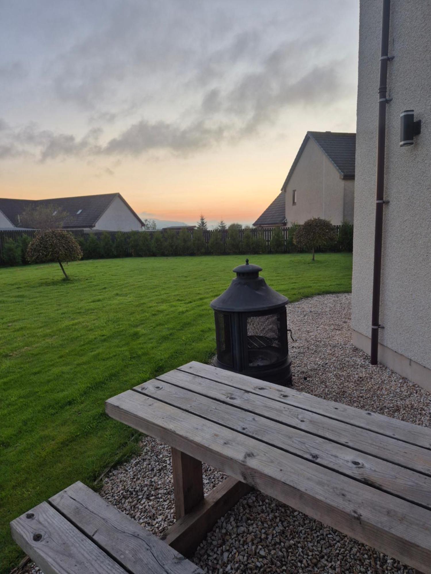 Twin Pines Appartement Mulben Buitenkant foto
